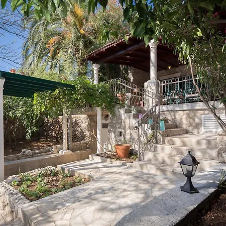 Villa Kustra Orebić